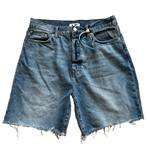 LOVERS AND FRIENDS NWT HIGH RISE 90s CUTOFF SHORTS SIZE 30 Y2K TRENDY - Picture 13 of 13